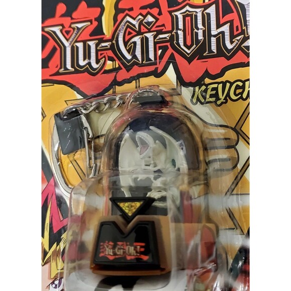 Yu-Gi-Oh! Series 1 SET of (4) 1996 Duel Monster Spin Keychains - NEW - Picture 4 of 15